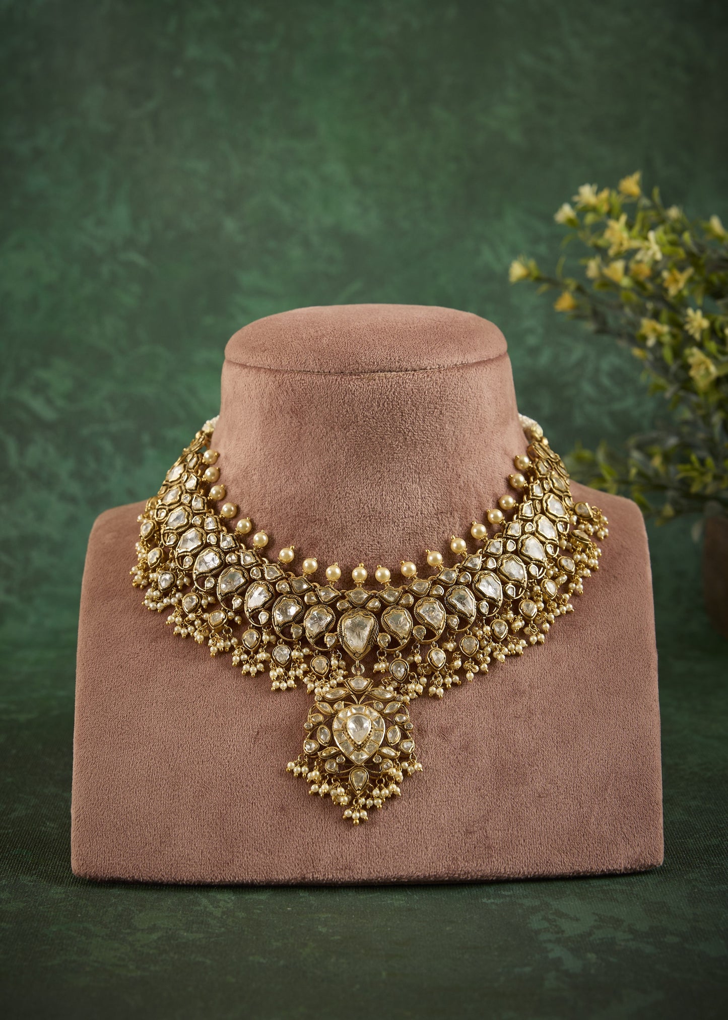 Goldy Necklace