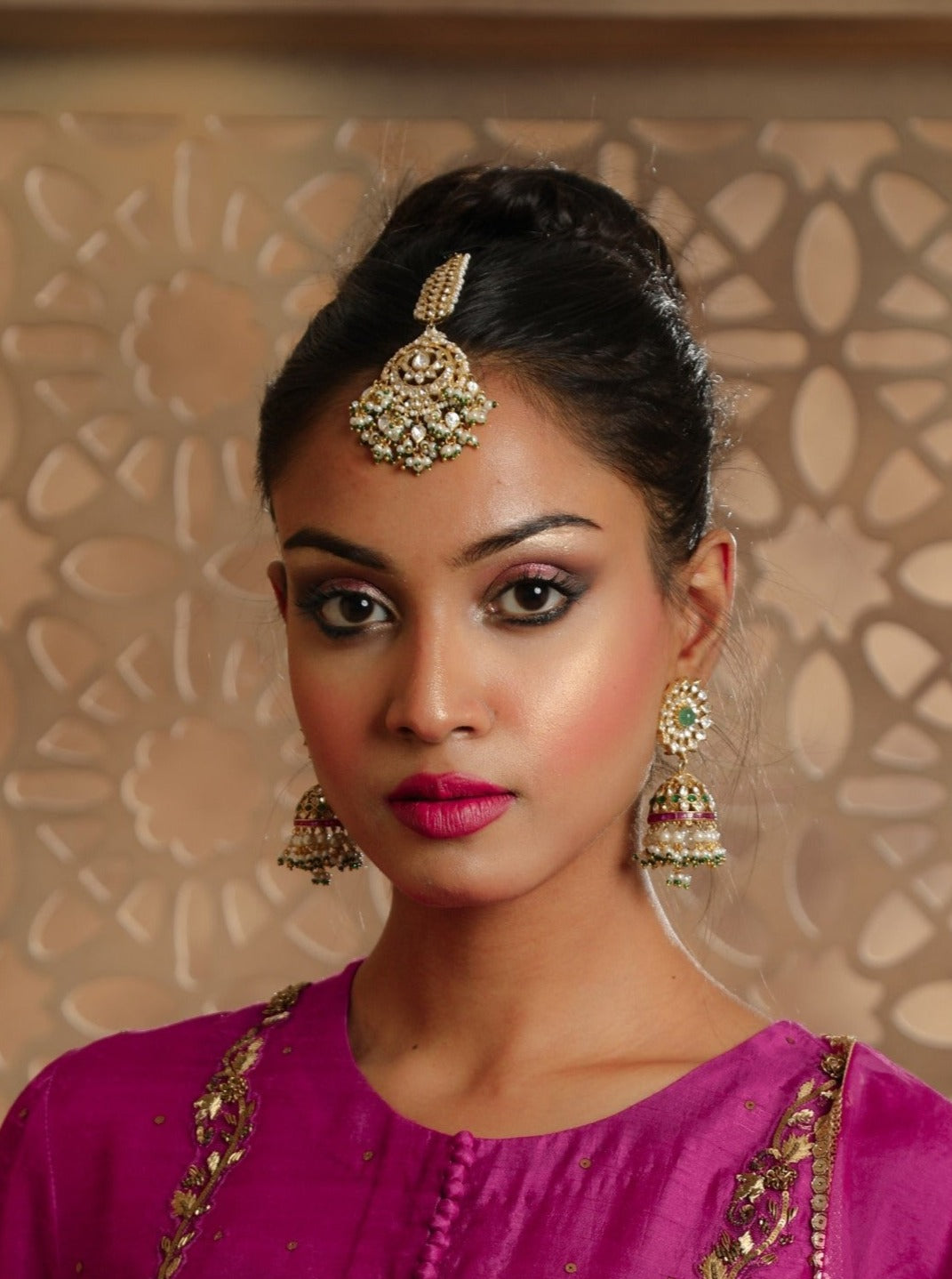 18kt Gold Plated Vellore Polki Maangteeka with Fresh Water Pearls and Green Beads set in 92.5 Silver