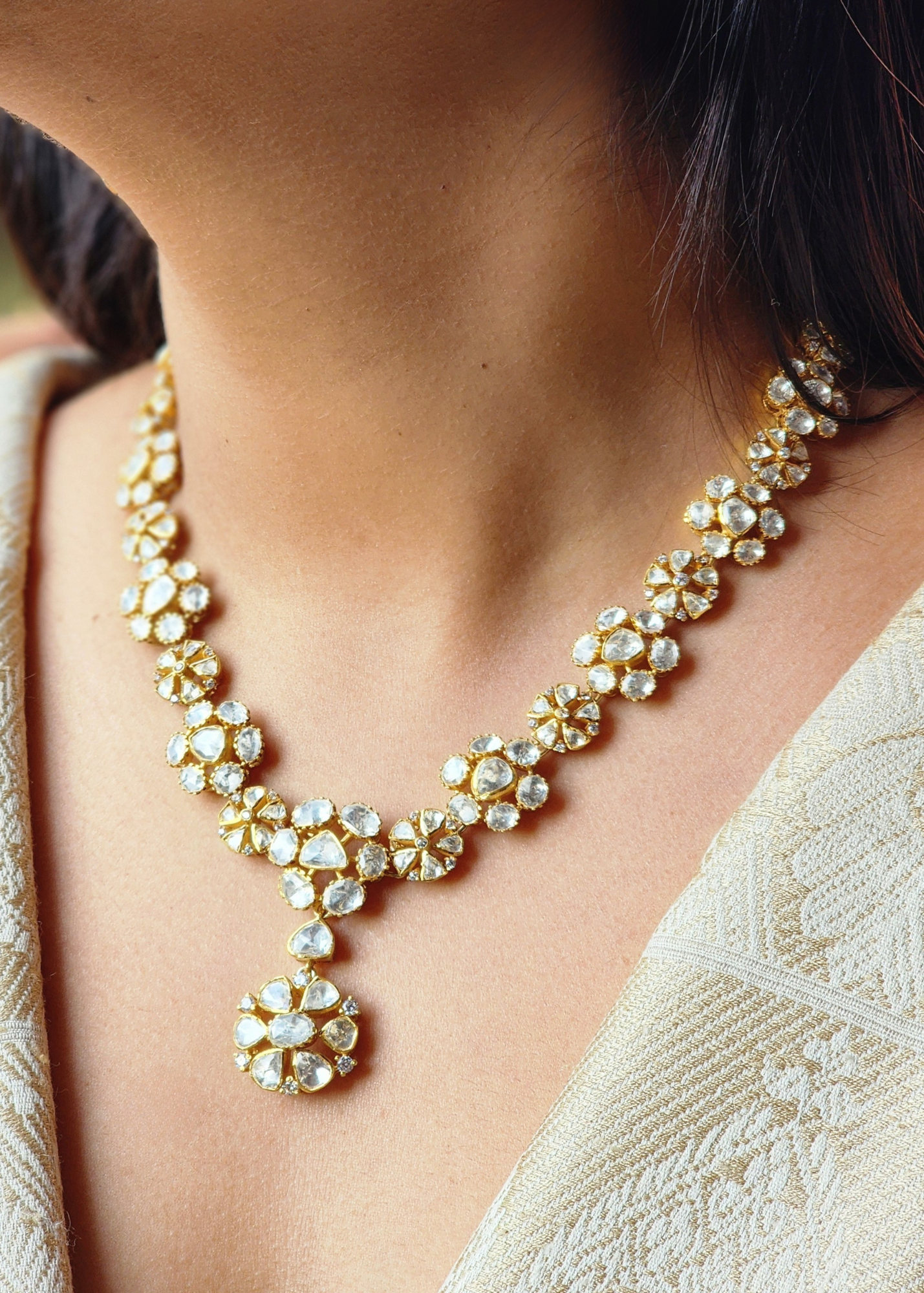 Arna Necklace