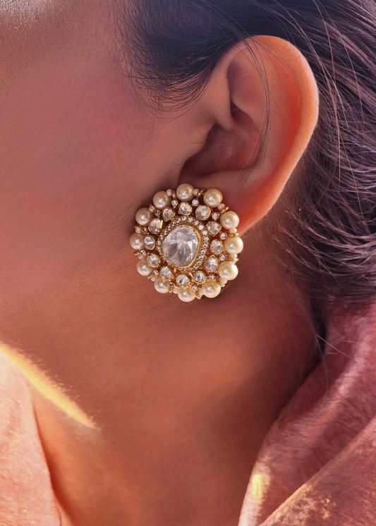 Meera Studs