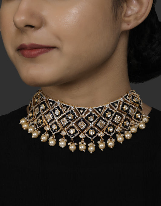Neelpushpa Choker