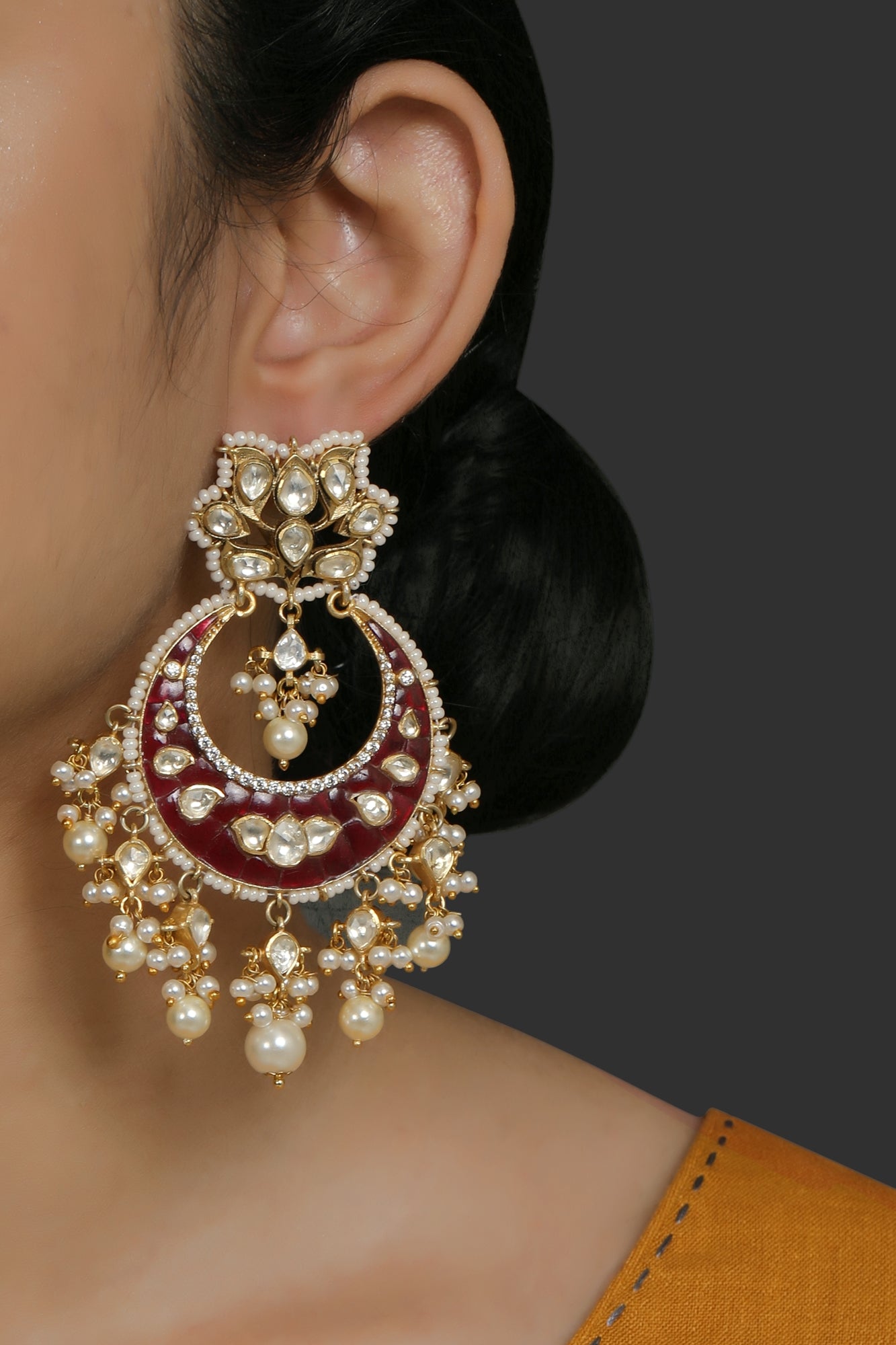 Gulaabi Kamal Chaandbalis