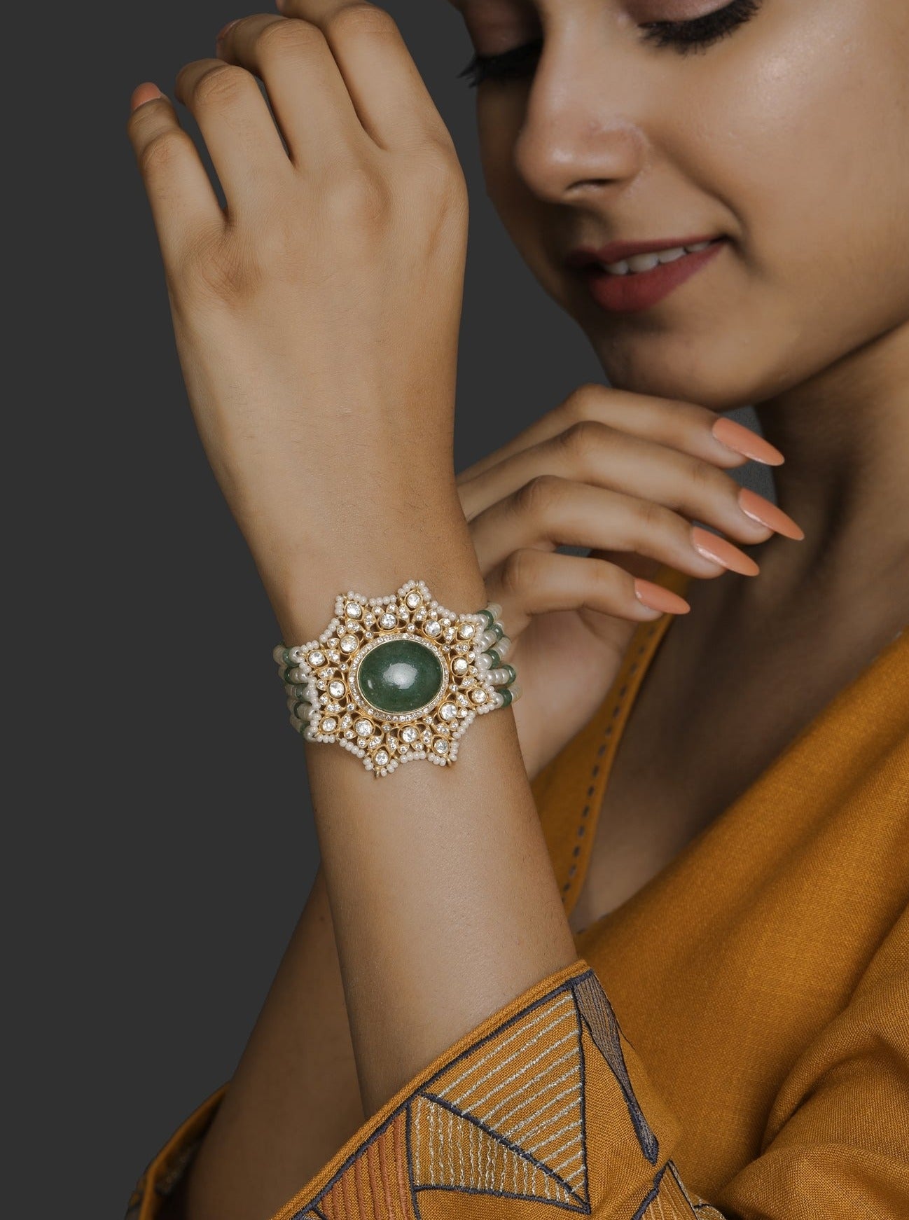 Pearls & Emerald bracelet