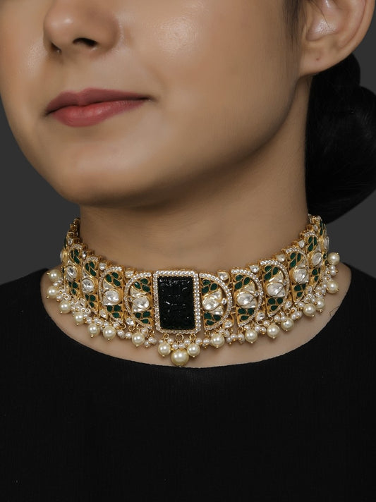 Khizra Choker emerald