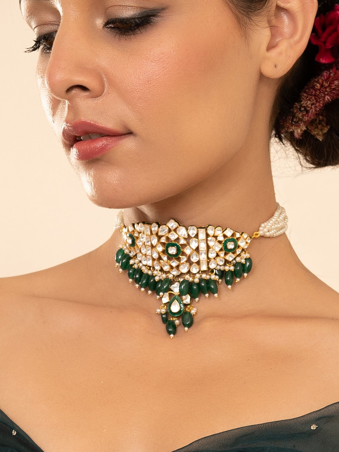 Amaara Choker