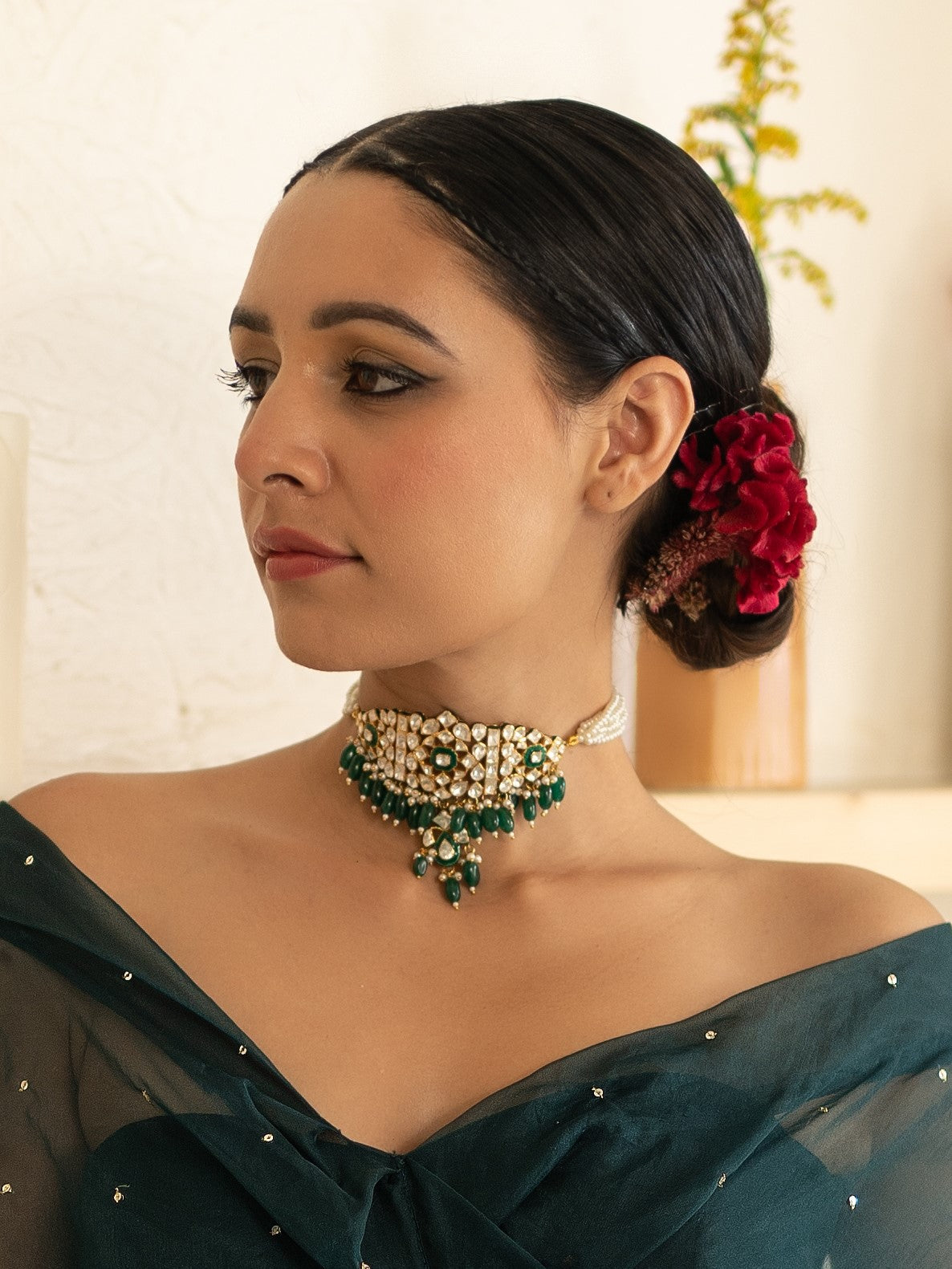 Amaara Choker