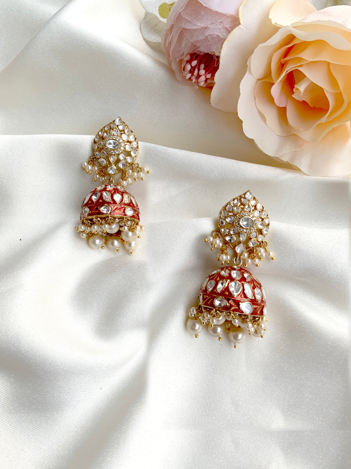 Ruza Jhumkis