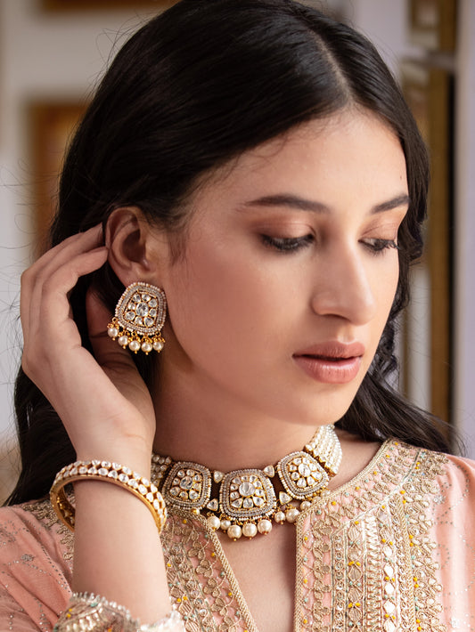 Gauhar Necklace Set