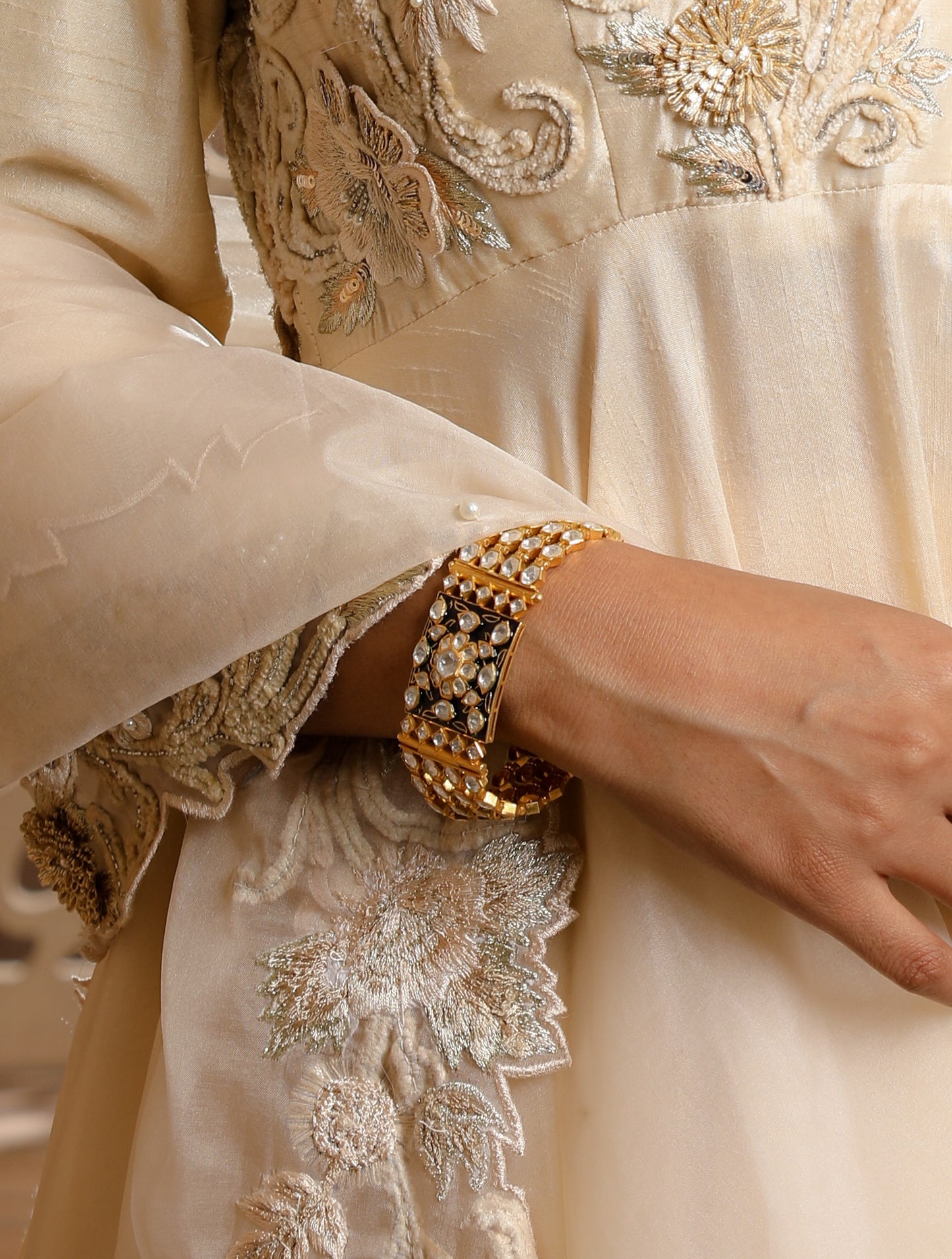 Gold Plated Silver Vellore Polki Loose Bracelet with Blue Enamel.