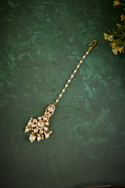 Ishani Maang Tikka