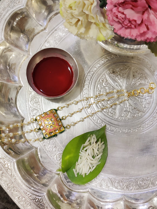 Peach Meena Floral Bracelet Lumbi